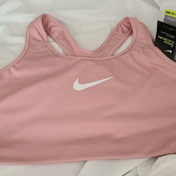 Nike Other - Nike WPlus Size Bra - 2X